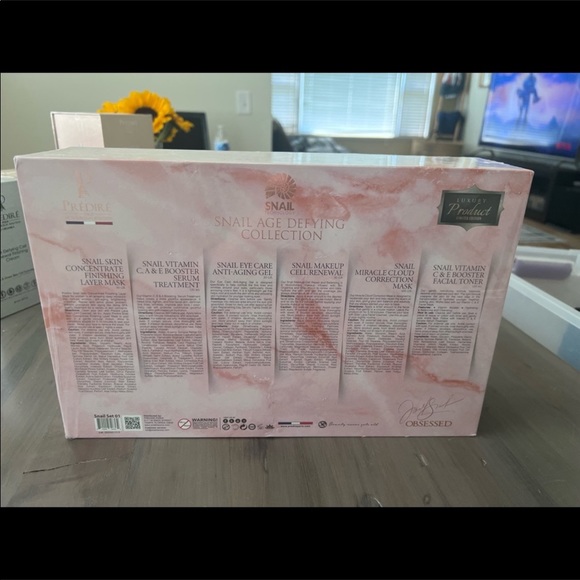 Predire Paris Snail age defying collection - Picture 2 of 2